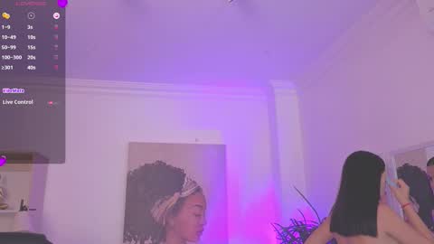 Alejandra online show from December 3, 2025, 11:41 am