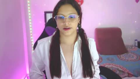 Snapshot of alejaharker chatting on March 5, 2025, 2:57 am Aleja Harker online show from March 5, 2025, 2:57 am