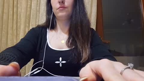 alejandradelaney online show from December 30, 2024, 10:12 pm