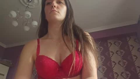 alejandradelaney online show from September 30, 2025, 12:32 pm