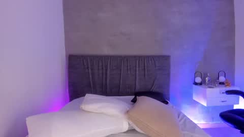 Snapshot of alejandrarojas_ chatting on June 13, 2026, 12:58 pm Alejandra online show from June 13, 2026, 12:58 pm