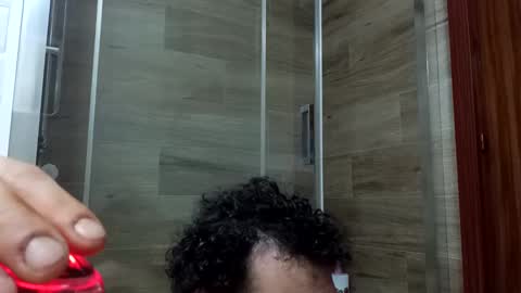 Snapshot of alejandrodiezcortes chatting on January 17, 2025, 3:55 am catch33 online show from January 17, 2025, 3:55 am