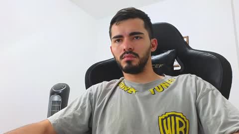 alejandroo_7 online show from December 29, 2024, 11:08 pm