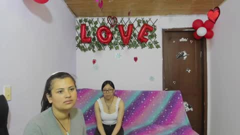 Snapshot of alejita_smithh chatting on February 28, 2025, 12:31 pm zoe and Kataleya online show from February 28, 2025, 12:31 pm