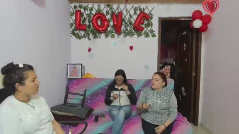 Snapshot of alejita_smithh chatting on March 8, 2025, 12:41 pm zoe and Kataleya online show from March 8, 2025, 12:41 pm