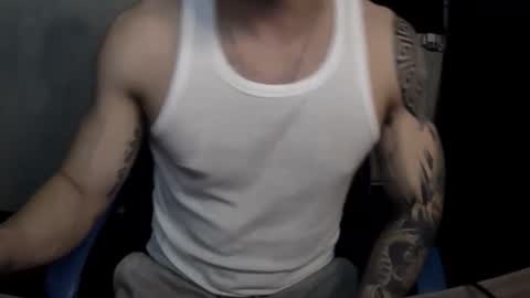 alejoduarte16 online show from February 12, 2026, 7:09 pm