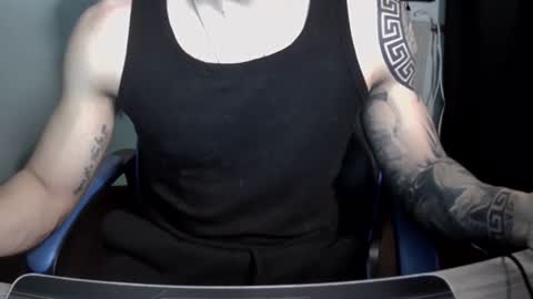 alejoduarte16 online show from February 24, 2026, 5:11 pm