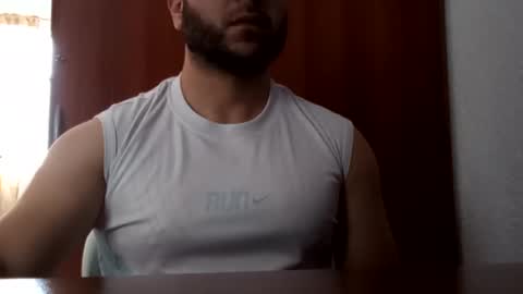 Alejo online show from October 23, 2025, 6:06 pm