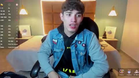 Snapshot of alejootwink chatting on September 30, 2025, 7:57 am ALejoo Saenz online show from September 30, 2025, 7:57 am