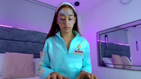 aleka_williams_ online show from September 24, 2025, 4:32 pm