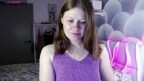 Snapshot of alekasamui chatting on September 25, 2025, 9:29 pm Aleksa online show from September 25, 2025, 9:29 pm