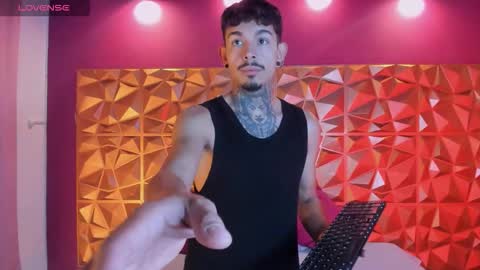 aleking13 online show from October 14, 2025, 12:28 pm