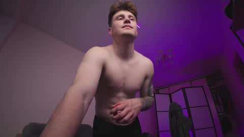 Alex and Linar online show from November 24, 2025, 11:15 pm