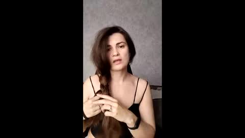 aleksafalii online show from April 29, 2026, 9:35 am