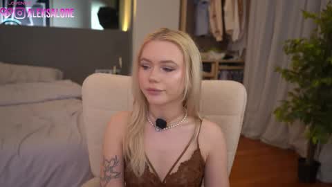 Lexi online show from March 4, 2026, 3:12 am