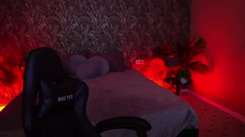 Snapshot of aleksaloree chatting on June 10, 2026, 12:22 am aleksaloree online show from June 10, 2026, 12:22 am