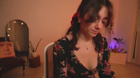 Snapshot of alemaniababe chatting on February 7, 2025, 12:09 am Ale online show from February 7, 2025, 12:09 am