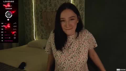 Snapshot of alena_navi chatting on February 11, 2025, 5:18 pm Alena online show from February 11, 2025, 5:18 pm