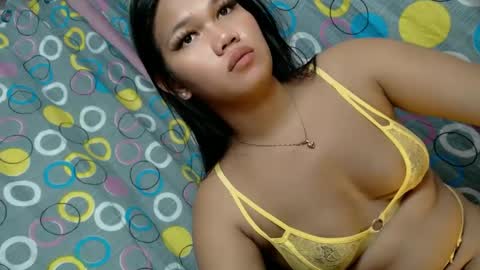 Snapshot of alena_sanggre69 chatting on January 19, 2025, 7:37 pm Kimmygirl online show from January 19, 2025, 7:37 pm
