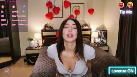 AlenaCoplan online show from February 18, 2026, 10:06 pm