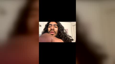 Snapshot of alesal0626 chatting on November 25, 2025, 10:15 am Bigduckandtwonuts online show from November 25, 2025, 10:15 am