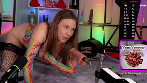 Snapshot of alesh_xo chatting on November 14, 2025, 3:49 am Alesh online show from November 14, 2025, 3:49 am