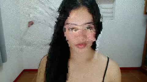 Snapshot of alesha_vibe_me chatting on January 4, 2025, 1:31 pm alesha_vibe_me online show from January 4, 2025, 1:31 pm