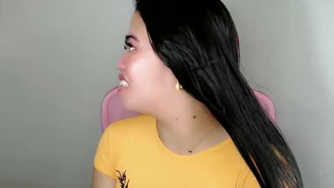 alesha_vibe_me online show from May 19, 2026, 1:56 am