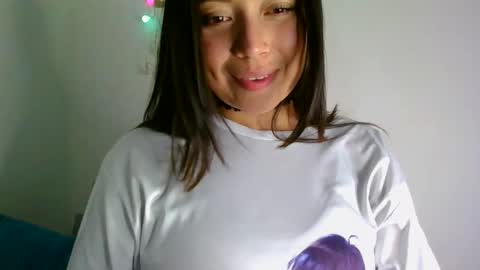 Snapshot of aleska_dollx chatting on February 18, 2026, 10:17 pm QUEEN OFF MILk IM BACK 15 NOV online show from February 18, 2026, 10:17 pm