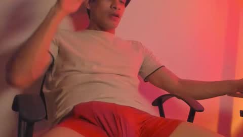 Snapshot of aless204 chatting on February 18, 2026, 2:18 am aless online show from February 18, 2026, 2:18 am