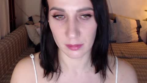 Sandra online show from January 2, 2025, 3:40 pm