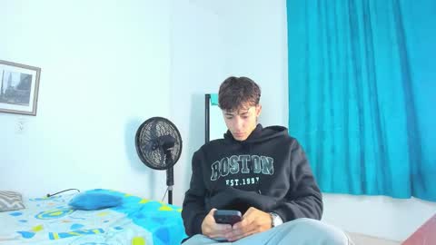 Alessandro Dybala online show from March 25, 2026, 11:49 am