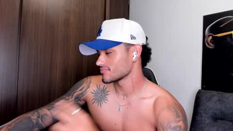 Alessandro Vanni online show from March 12, 2025, 6:18 am