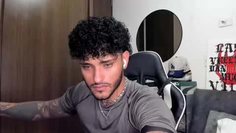 Alessandro Vanni online show from September 9, 2025, 3:06 am