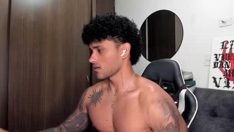 Alessandro Vanni online show from September 22, 2025, 1:29 am