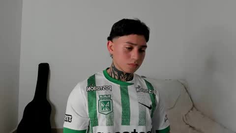 Alessandro online show from April 12, 2026, 12:59 am