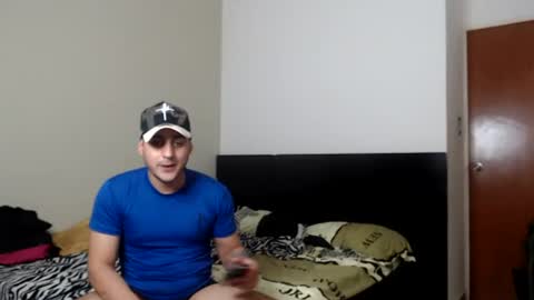 alessandro online show from July 27, 2026, 7:43 pm