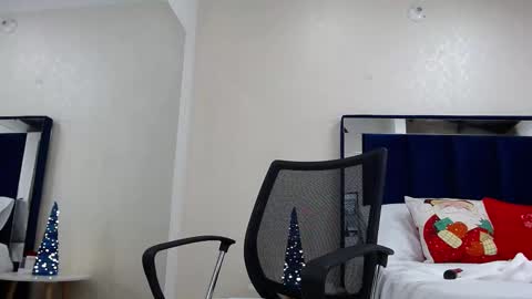 ALESSIA online show from December 6, 2024, 3:33 pm