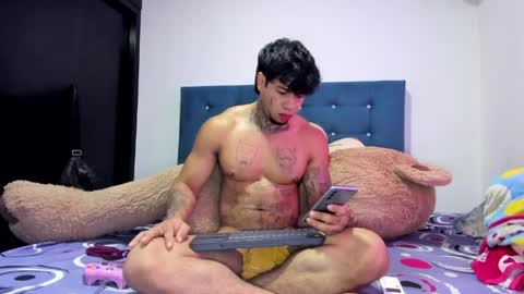 Snapshot of alessia_hot1 chatting on April 9, 2026, 1:05 pm alessia_hot1 online show from April 9, 2026, 1:05 pm