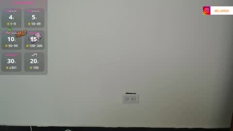 alessia_santorinni online show from May 9, 2026, 7:08 pm