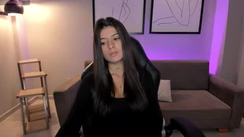 Snapshot of alessiacorleone_ chatting on September 27, 2025, 12:43 pm Alessia online show from September 27, 2025, 12:43 pm