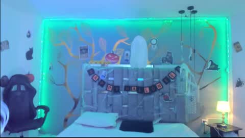 Snapshot of alessiadouce chatting on October 31, 2025, 4:57 am Alessia online show from October 31, 2025, 4:57 am