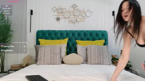 Alessia online show from March 9, 2026, 8:02 pm