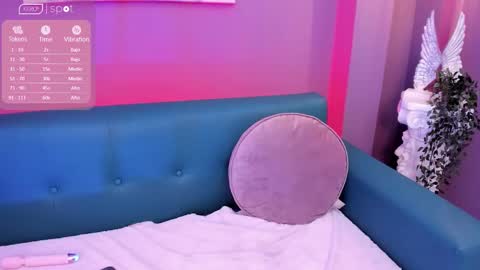 alessiia__ online show from February 3, 2026, 6:40 am