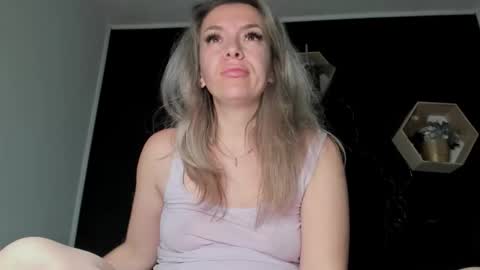 alesys69 online show from February 3, 2026, 2:53 am