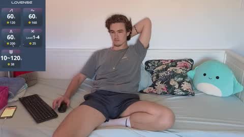 Snapshot of alex83530 chatting on February 26, 2026, 8:46 am Alex83530 online show from February 26, 2026, 8:46 am