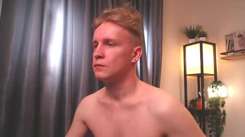 Snapshot of alex__sweet chatting on May 15, 2026, 5:03 am your Alex online show from May 15, 2026, 5:03 am