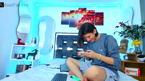 sneider online show from January 16, 2025, 6:48 pm