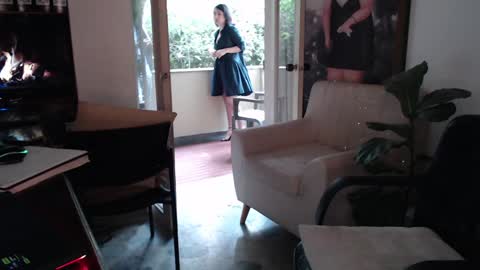 Snapshot of alex_and_theprof chatting on December 20, 2024, 2:05 pm ALEX online show from December 20, 2024, 2:05 pm