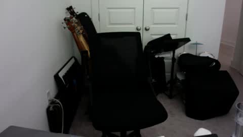 Snapshot of alex_boycd chatting on February 20, 2026, 5:24 pm alex_boycd online show from February 20, 2026, 5:24 pm